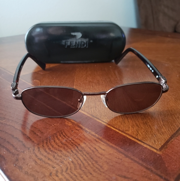 Fendi Sunglasses main image 4